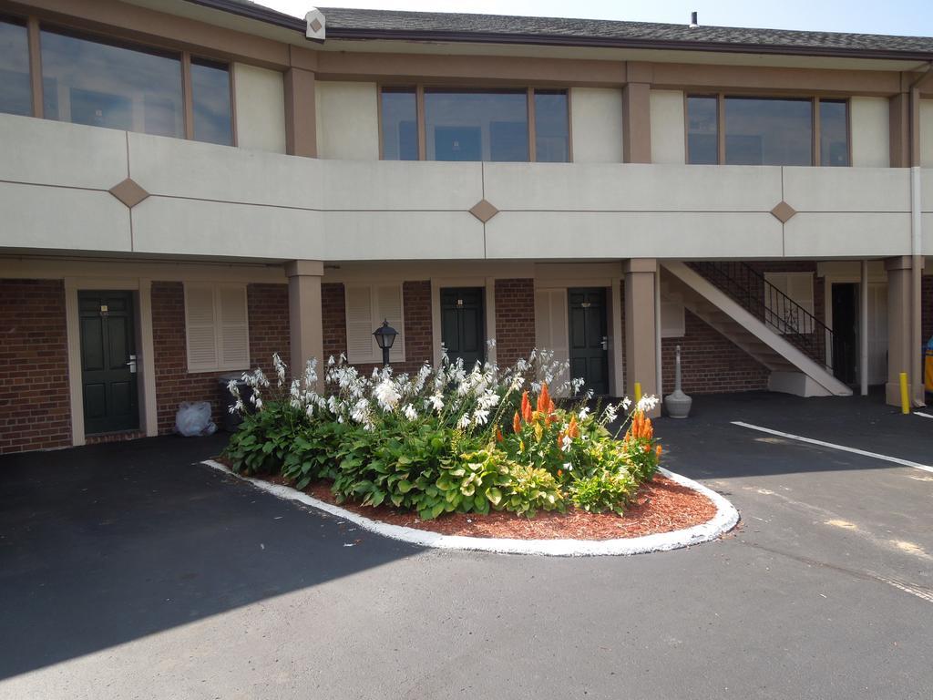 Knights Inn Bristol Levittown Exteriör bild