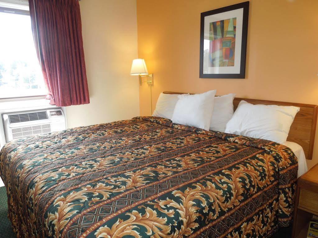 Knights Inn Bristol Levittown Exteriör bild