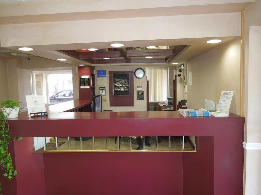 Knights Inn Bristol Levittown Exteriör bild